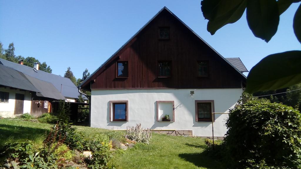 Penzion Edelstejn Petrovice  Bagian luar foto