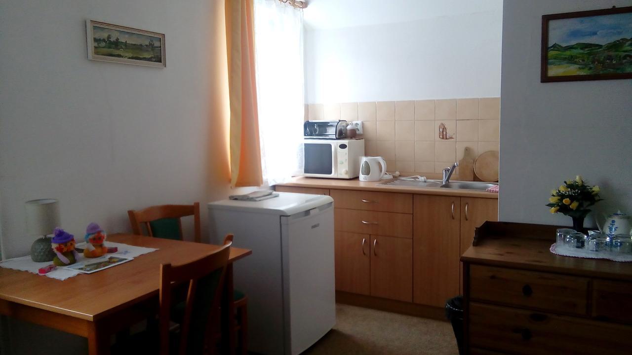 Penzion Edelstejn Petrovice  Bagian luar foto