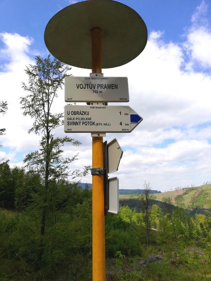 Penzion Edelstejn Petrovice  Bagian luar foto